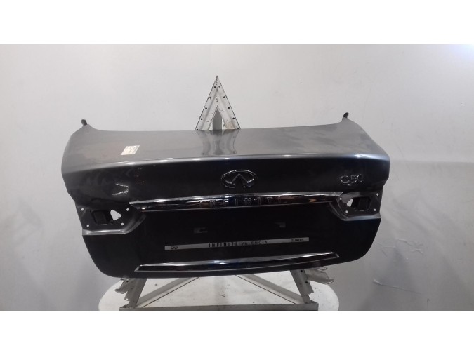 PORTON TRASERO INFINITI Q50 2018