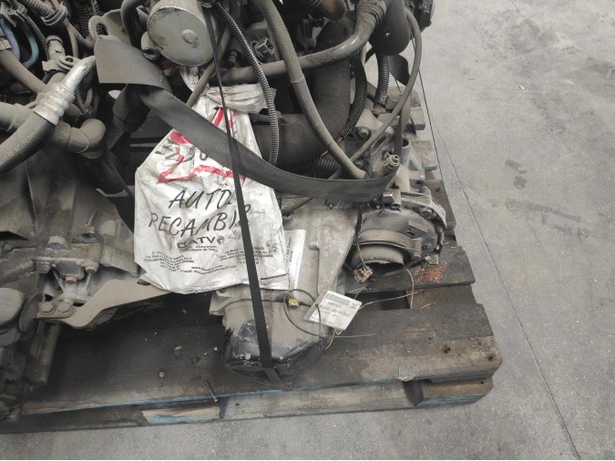 Caja de cambios color Gris RENAULT MEGANE 2001