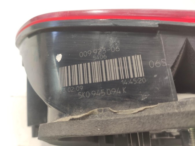 PILOTO TRASERO DERECHO INTERIOR VOLKSWAGEN GOLF 2009