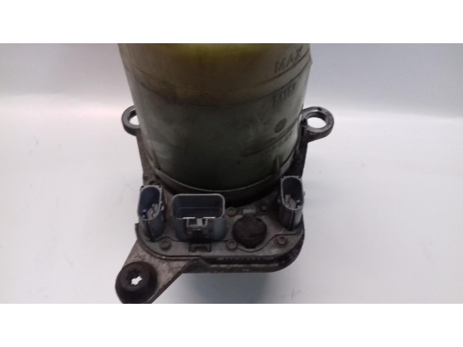 BOMBA SERVODIRECCION FORD FOCUS 2005