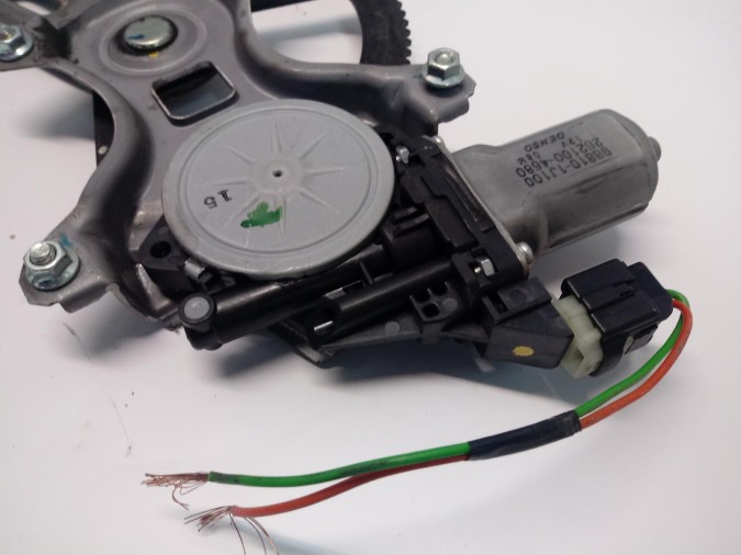 ELEVALUNAS DELANTERO IZQUIERDO HYUNDAI I20 2011