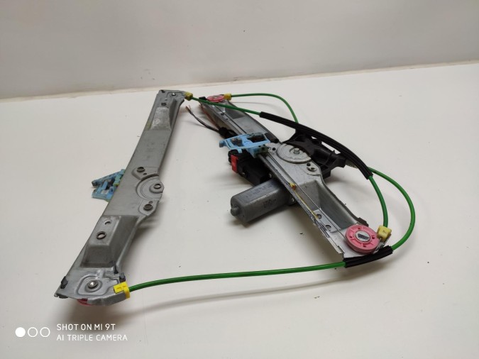 ELEVALUNAS DELANTERO DERECHO OPEL CORSA 2010