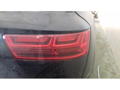 PILOTO TRASERO DERECHO MERCEDES C CLASS 2017