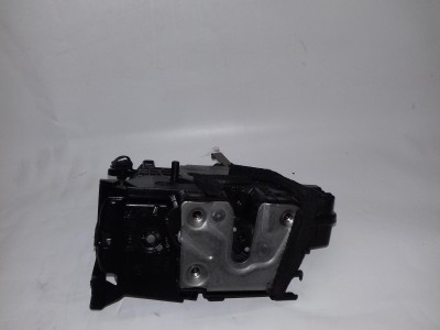CERRADURA PUERTA TRASERA DERECHA NISSAN CAPTUR 2016