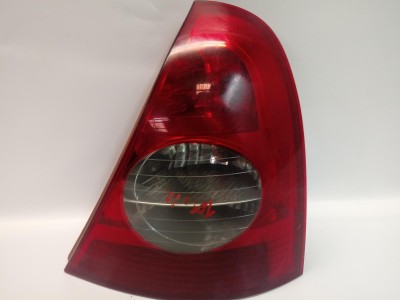 PILOTO TRASERO DERECHO RENAULT CLIO 2004