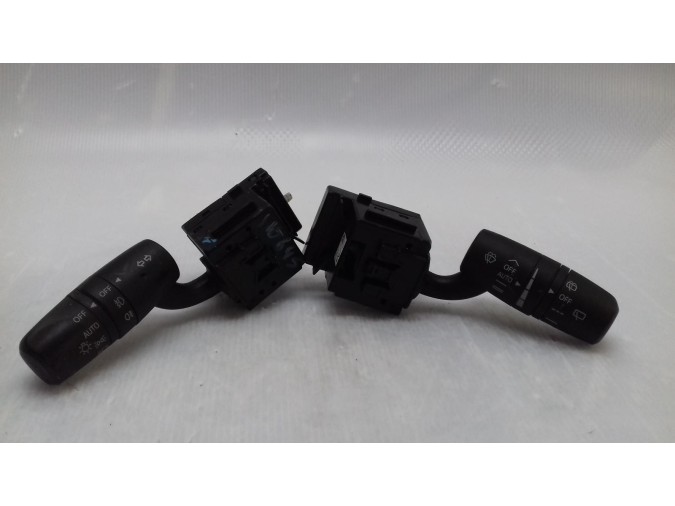 MANDO MULTIFUNCION SO MAZDA 2 2016