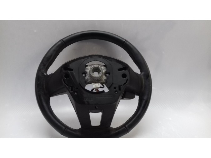 VOLANTE MAZDA 2 2016