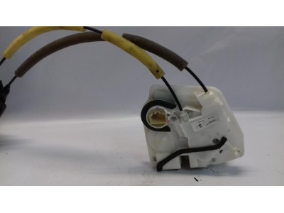 CERRADURA PUERTA TRASERA IZQUIERDA MAZDA 2 2016