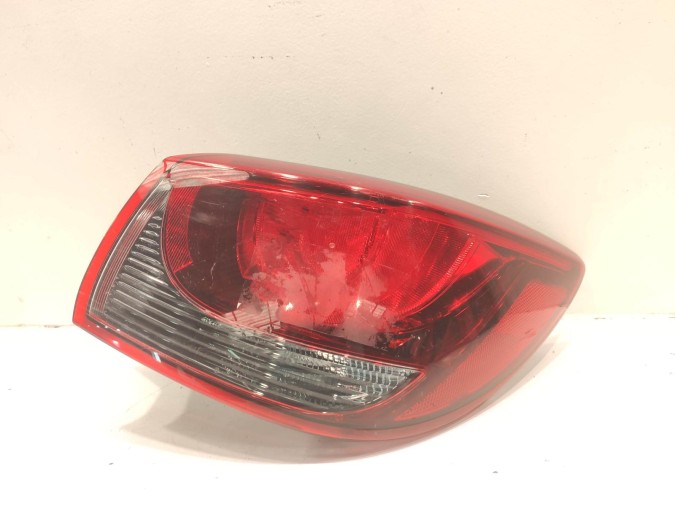 PILOTO TRASERO IZQUIERDO MAZDA 2 2016