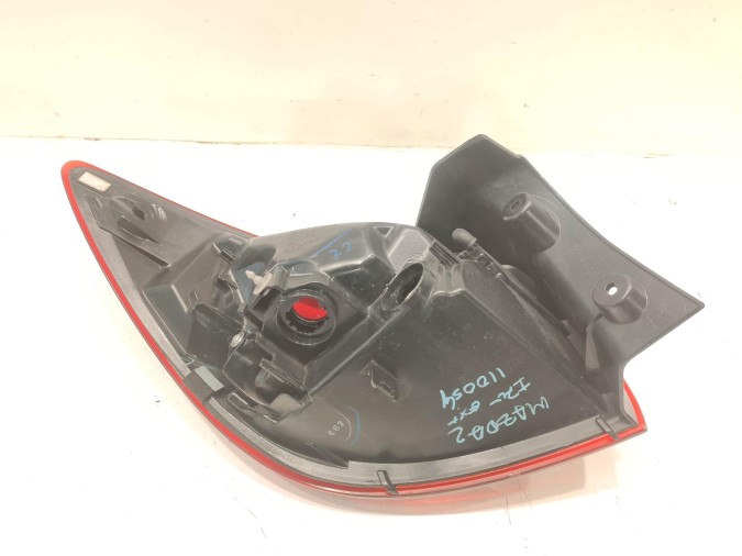 PILOTO TRASERO IZQUIERDO MAZDA 2 2016
