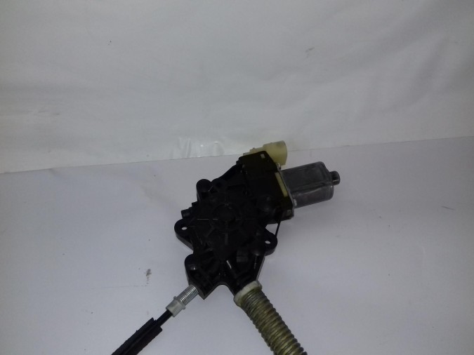 ELEVALUNAS DELANTERO DERECHO MINI MINI 2008