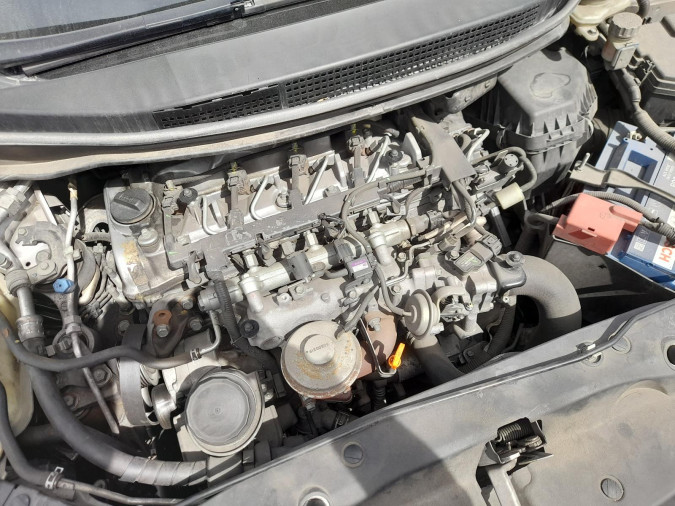 Coche despiece completo HONDA CIVIC 00151165