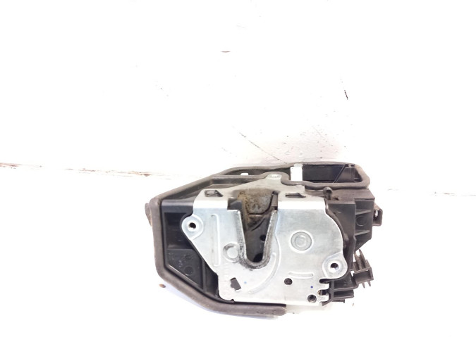 CERRADURA PUERTA TRASERA IZQUIERDA BMW X3 2010