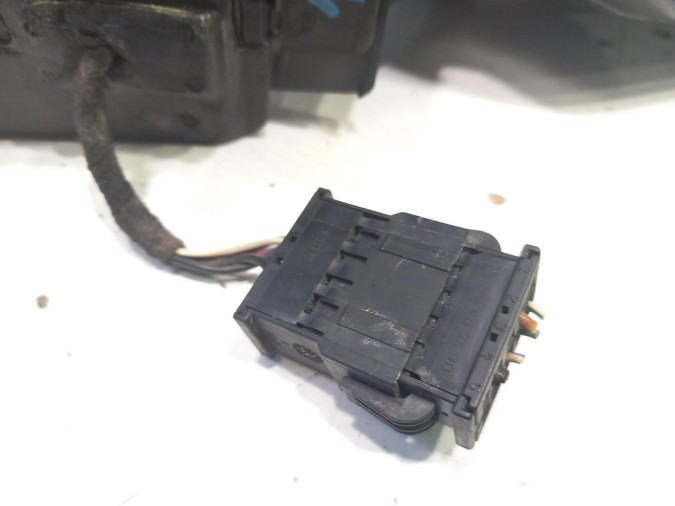 Retrovisor Derecho AUDI A3 GRIS 2002