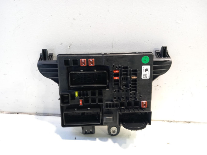 Caja de Fusibles OPEL INSIGNIA 2008
