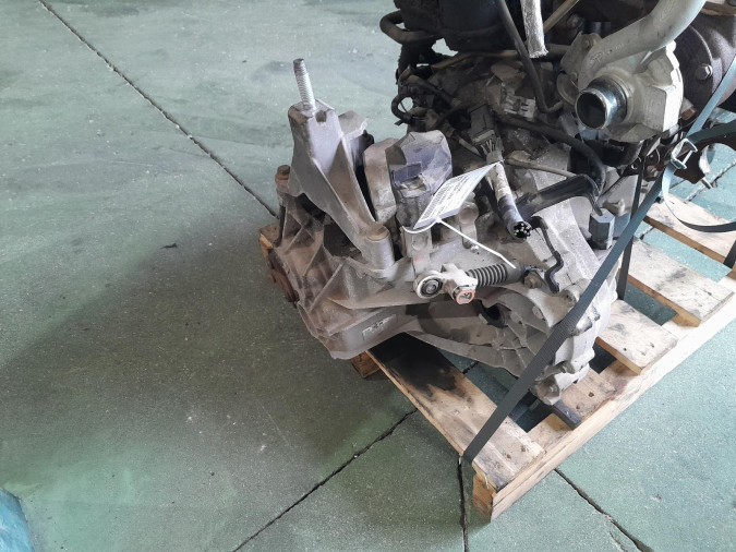 CAJA CAMBIOS FORD FOCUS 2001