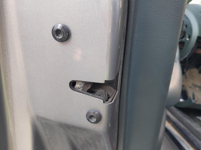 CERRADURA PUERTA DELANTERA IZQUIERDA OPEL ASTRA 2005