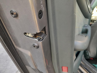 CERRADURA PUERTA DELANTERA IZQUIERDA OPEL ASTRA 2005