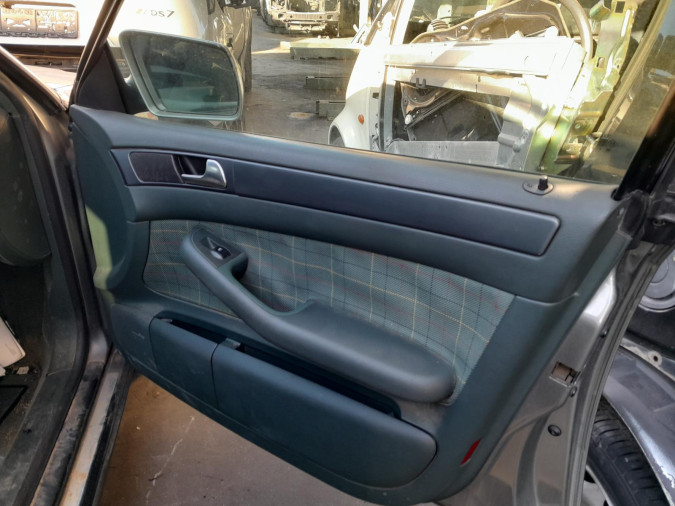 ELEVALUNAS DELANTERO DERECHO AUDI A6 2005