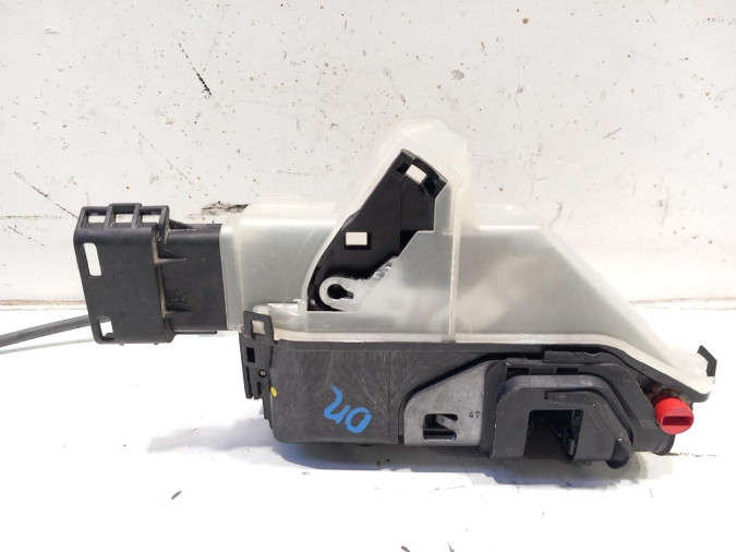 CERRADURA PUERTA TRASERA DERECHA PEUGEOT 2008 2022