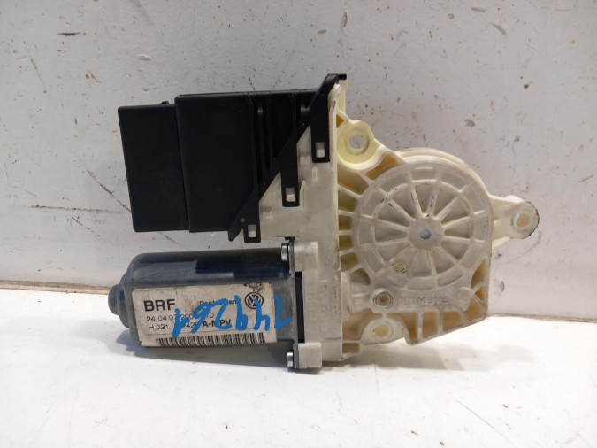 ELEVALUNAS TRASERO DERECHO VOLKSWAGEN TOURAN 2006