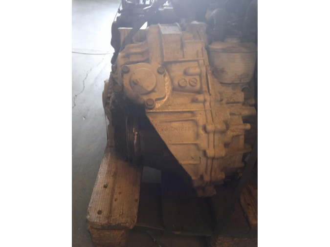 CAJA CAMBIOS AUDI A3 2002