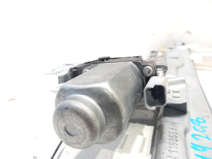 ELEVALUNAS DELANTERO DERECHO PEUGEOT 207 2010