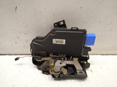 CERRADURA PUERTA DELANTERA DERECHA VOLKSWAGEN GOLF 2004