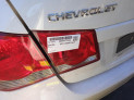 PILOTO TRASERO IZQUIERDO INTERIOR CHEVROLET CRUZE ROJO / BLANCO 40343