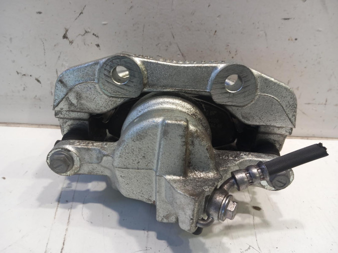 PINZA DELANTERA IZQUIERDA PEUGEOT PARTNER 2016