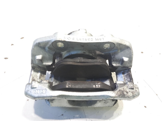 PINZA DELANTERA DERECHA PEUGEOT 2008 2022