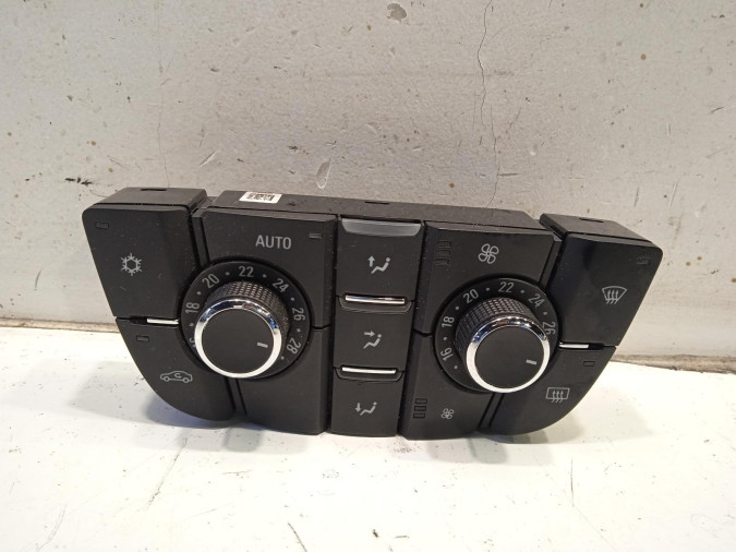 MANDO CALEFACCIÓN OPEL ASTRA 2015