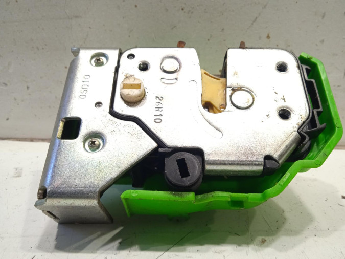 CERRADURA PUERTA TRASERA DERECHA ALFA ROMEO GIULIETTA 2010