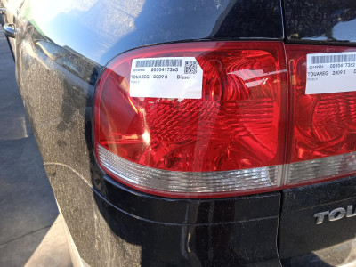 PILOTO TRASERO IZQUIERDO VOLKSWAGEN TOUAREG 2005