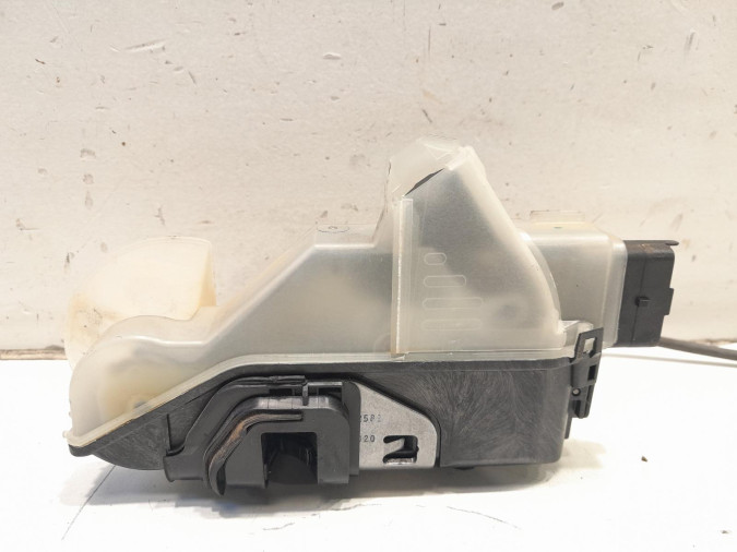 CERRADURA PUERTA DELANTERA IZQUIERDA PEUGEOT 5008 2021