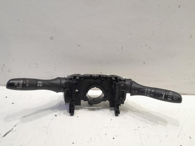 MANDO MULTIFUNCION NISSAN QASHQAI 2021