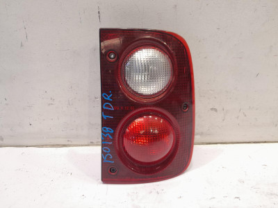 PILOTO TRASERO DERECHO LAND ROVER FREELANDER 2001