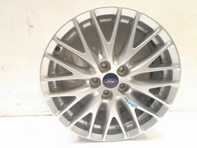 LLANTA SO FORD FOCUS 2013