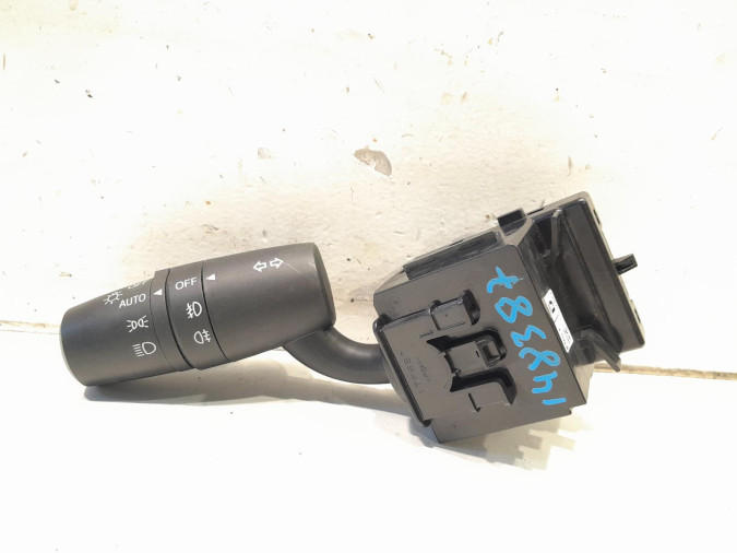MANDO INTERMITENTES  MAZDA 3 2015