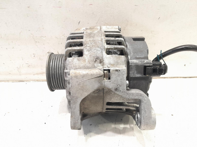 Alternador AUDI A4 2003