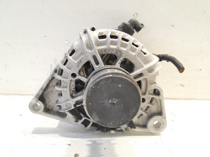 Alternador HYUNDAI I30 2010