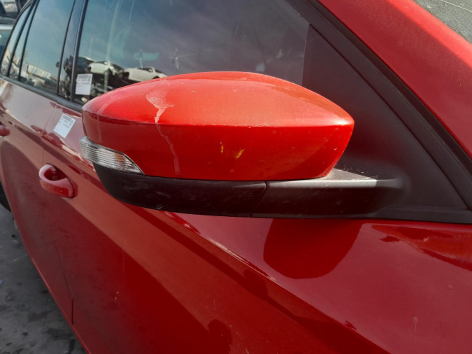 RETROVISOR DERECHO SKODA FABIA ROJO 2019
