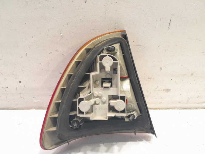 PILOTO TRASERO DERECHO BMW SERIE 3 2001