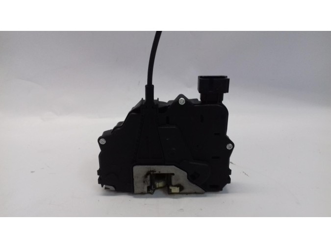 CERRADURA PUERTA DELANTERA DERECHA OPEL CORSA 2007