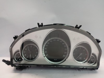 CUADRO INSTRUMENTOS MERCEDES CLASE E 2009