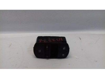 MANDO ELEVALUNAS DELANTERO IZQUIERDO OPEL CORSA 2015