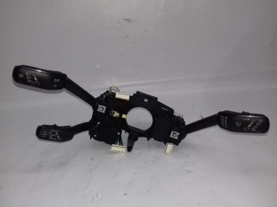 MANDO MULTIFUNCION SEAT LEON 2019