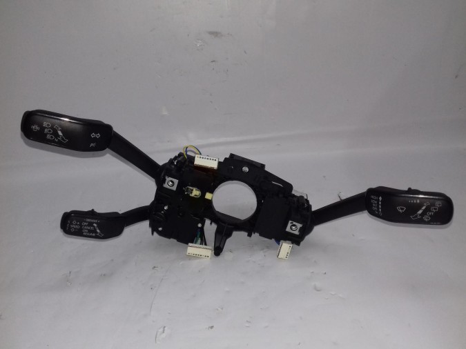 MANDO MULTIFUNCION SEAT LEON 2019