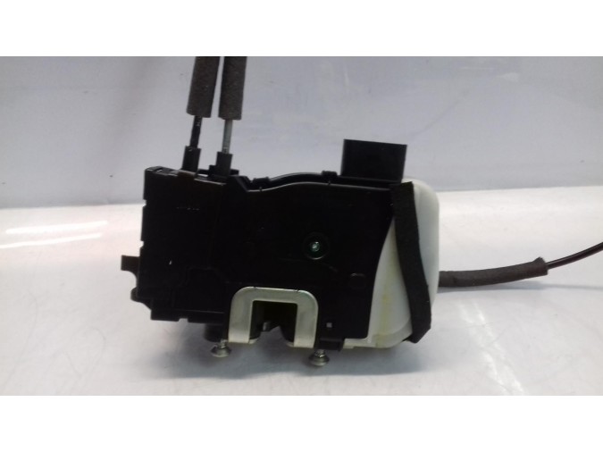 CERRADURA PUERTA DELANTERA DERECHA HYUNDAI IX35 2013