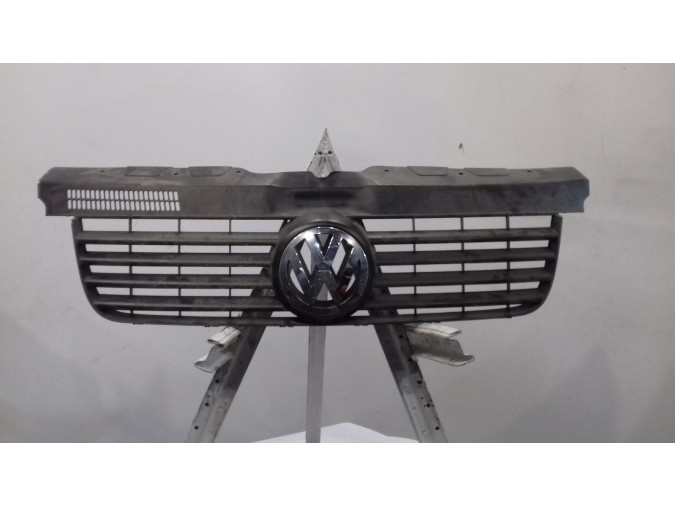 REJILLA DELANTERA VOLKSWAGEN TRANSPORTER 2006